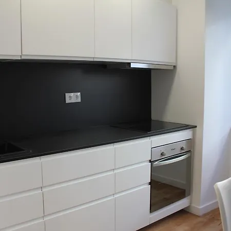 Apartament With Private Pool Apartman *