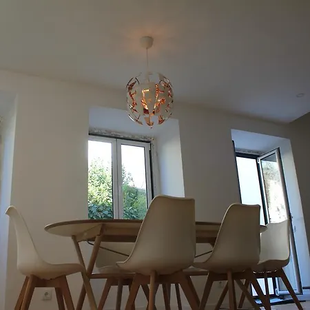 Apartament With Private Pool Appartement *